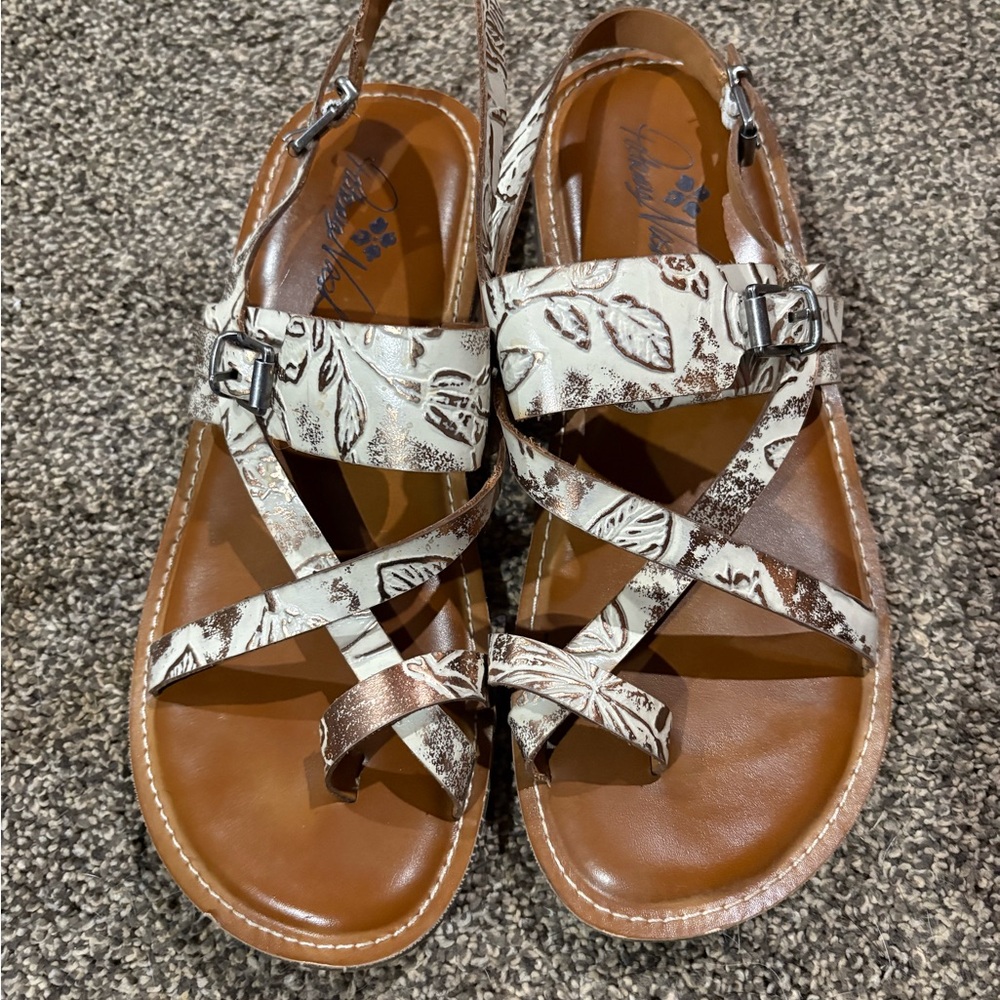 Patricia Nash Brown and Cream and gold Leaf Sandals